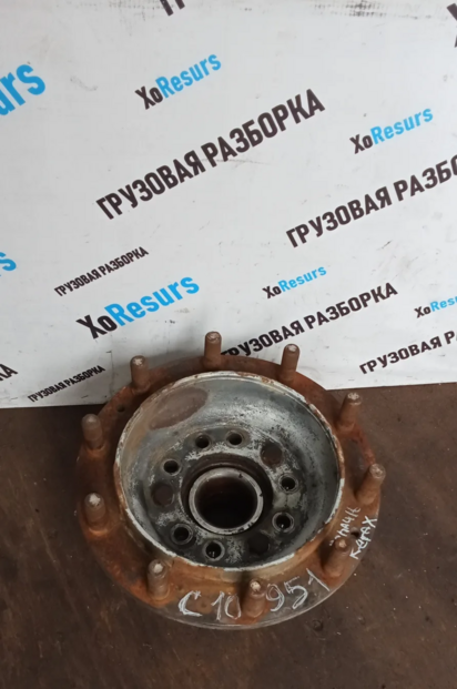 Ступица передняя - Renault Kerax 8x4 самосвал (Kerax) (5010056109) - c10951