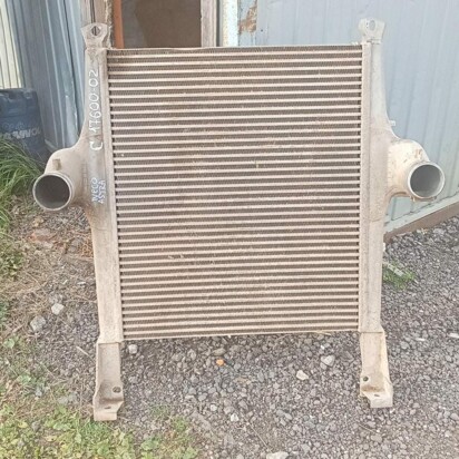 Интеркуллер - Iveco Astra 6x6 (Astra) (127356) - c17600-02